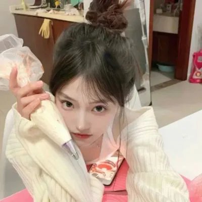 一个叫阿宝的男孩